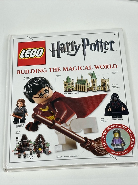 Lego Other - Lego Harry Potter Building the Magical World book + Exclusive mini figure